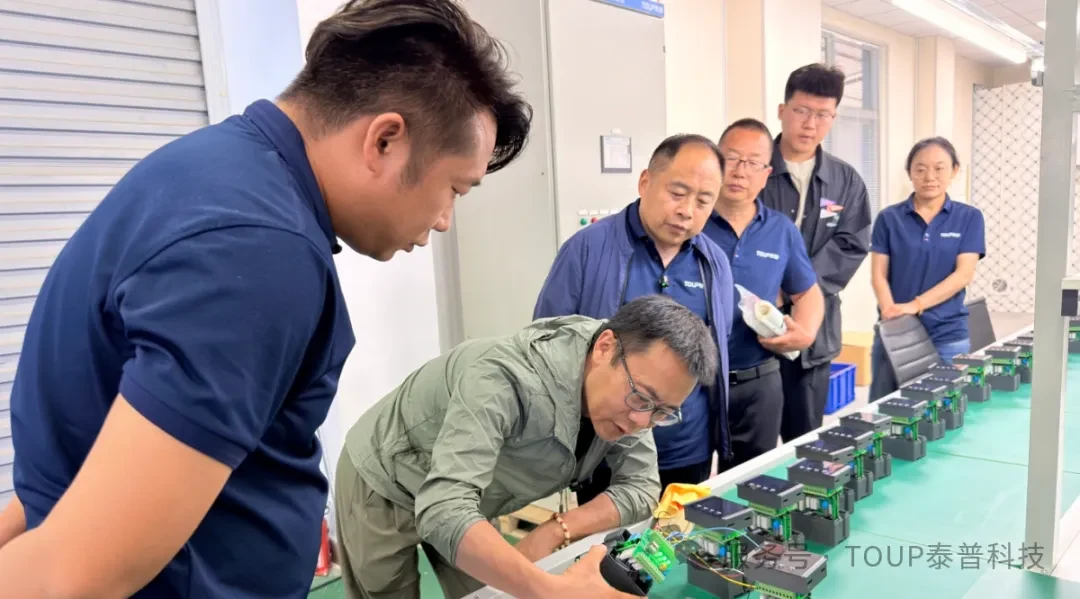 传承工匠精神 赋能企业发展|大国工匠居斌老师莅临泰普科技座谈交流现场图片